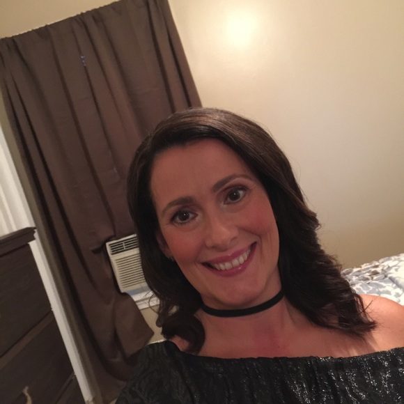 Meet your Posher, Maria - Picture 1 of 1